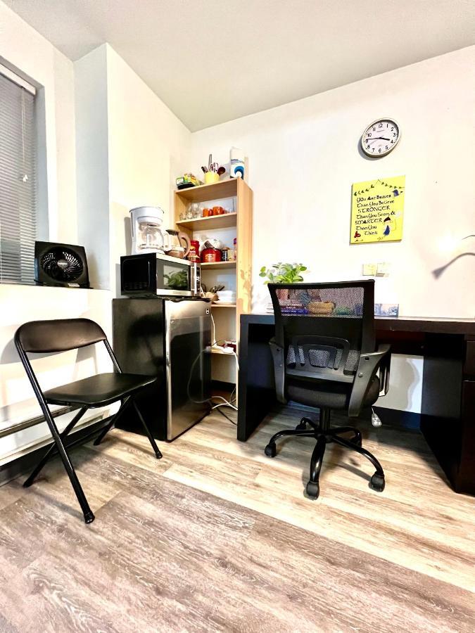 Micro Studio Apartment 10 Minutes Walk To University Of Washington Seattle Exterior photo